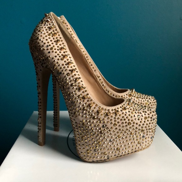 Steve Madden dipsee spiked gold and tan heel - Picture 4 of 7
